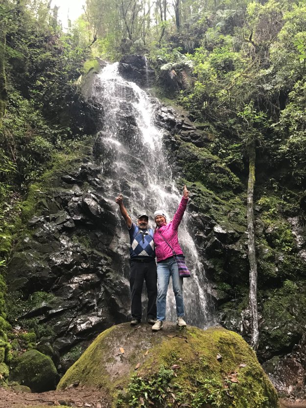 Wasserfall in der Sierra Norte